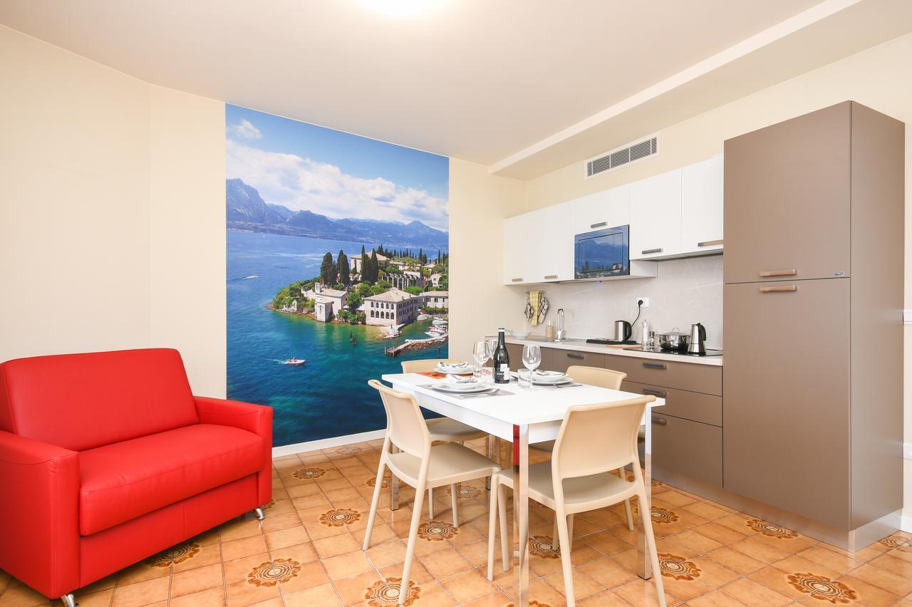 Apartamento Casa Tunina Desenzano del Garda Exterior foto